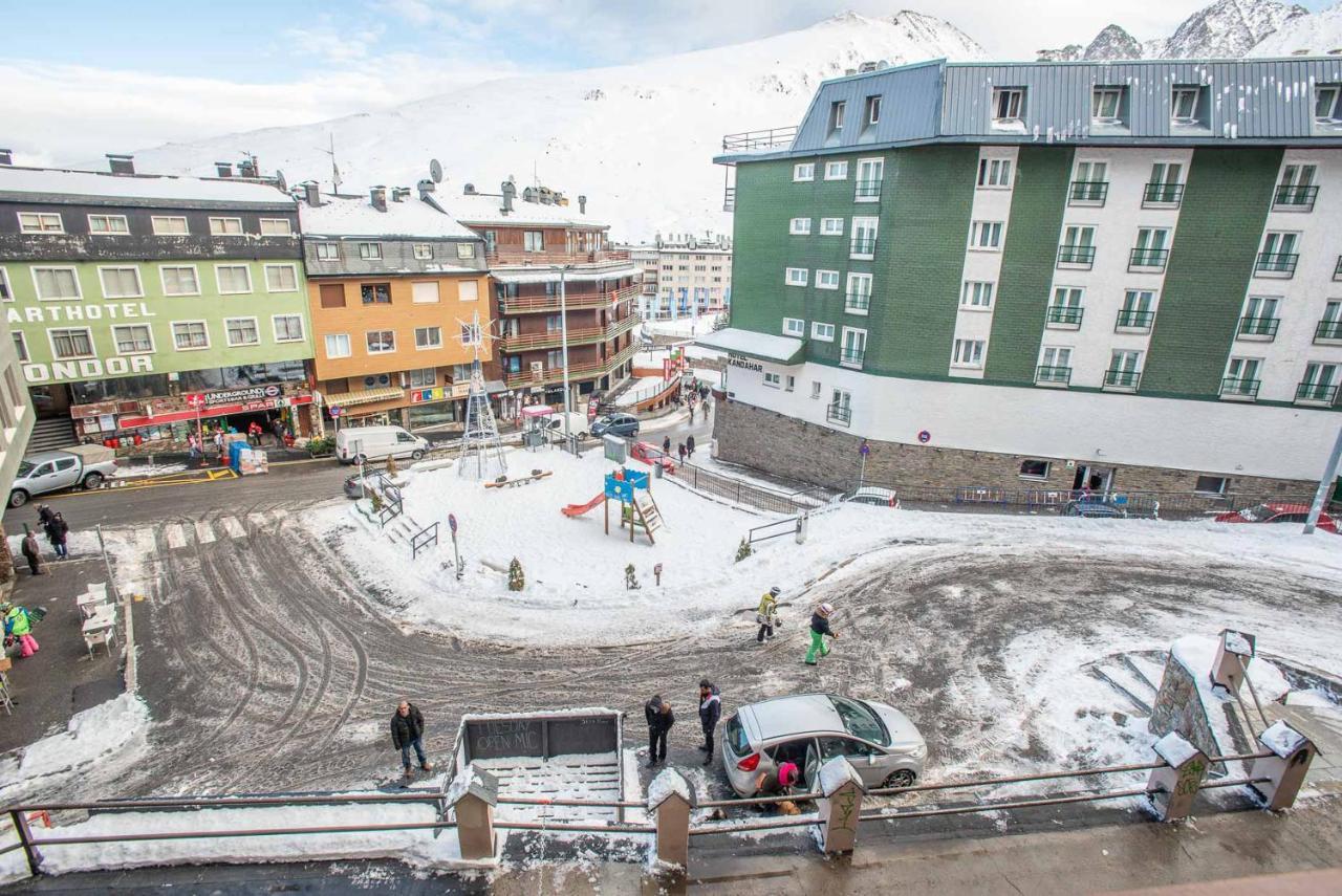 Apartamentos Nevada Mikka 3000 パス・デ・ラ・カサ エクステリア 写真